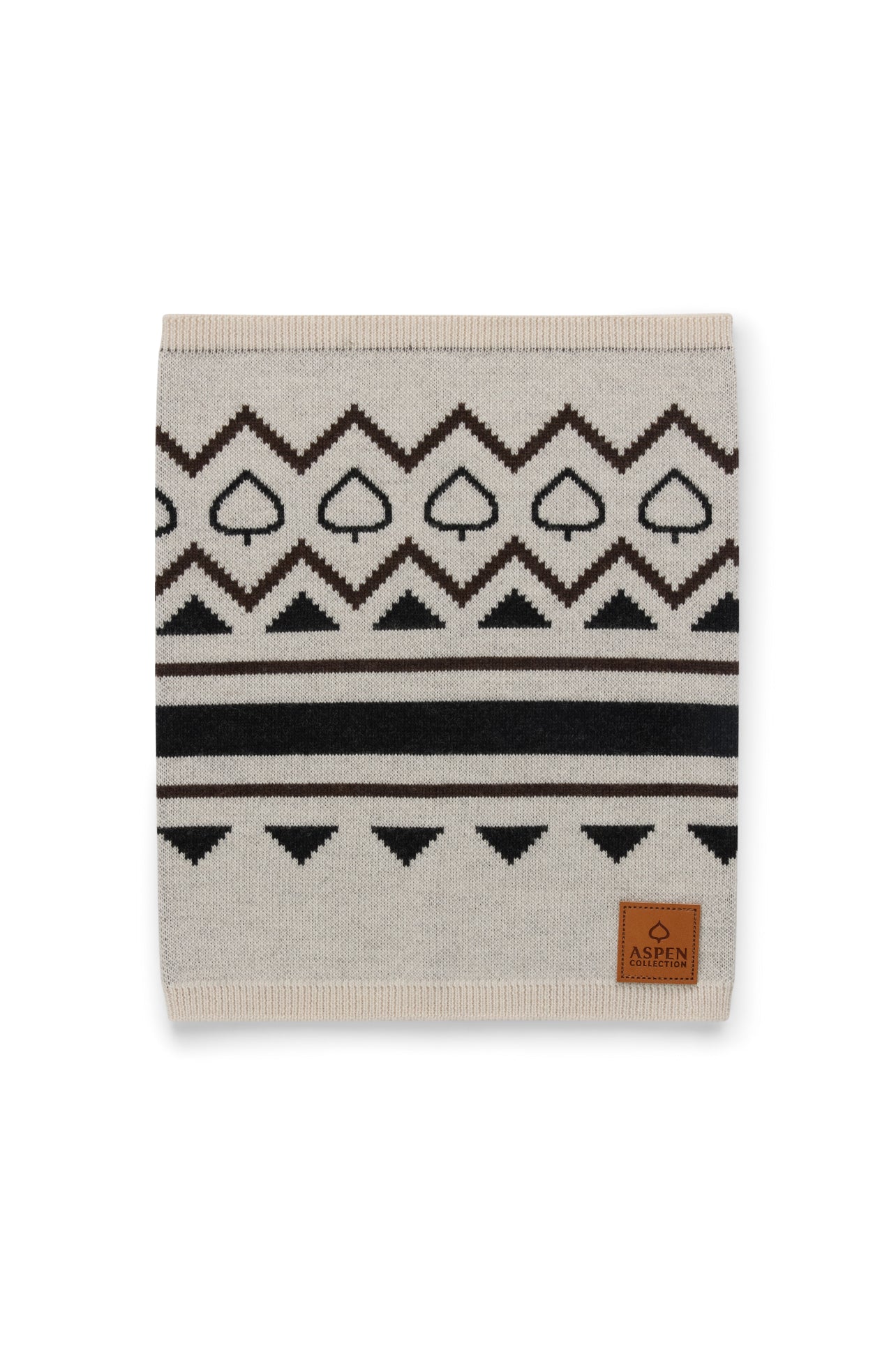 Knitted neckgaiter with geometric pattern on a white background